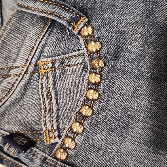 2 Pair Women's Size 2 Rock & Republic Berlin Skinny Jeans Skull Rivets - Picture 3 of 15